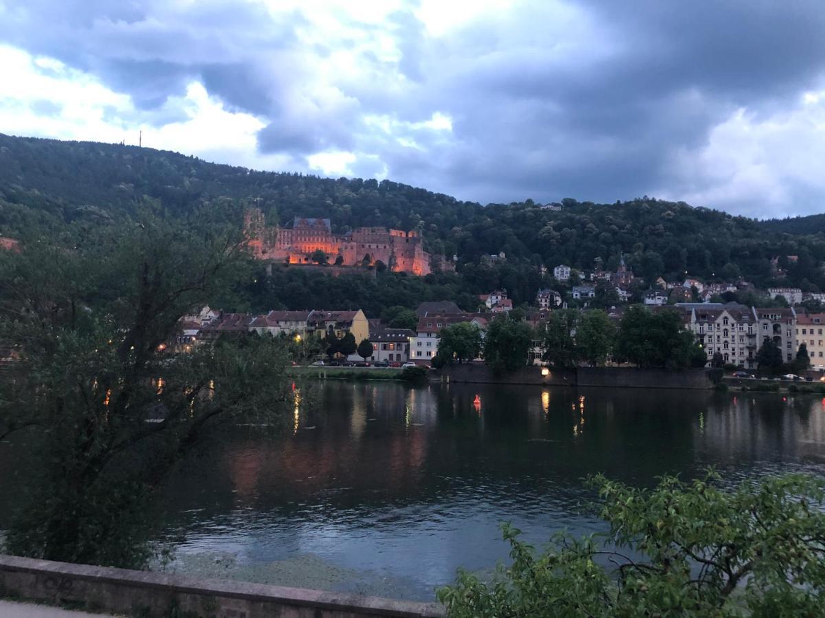 Old Bridge View Apartment Heidelberg Ngoại thất bức ảnh